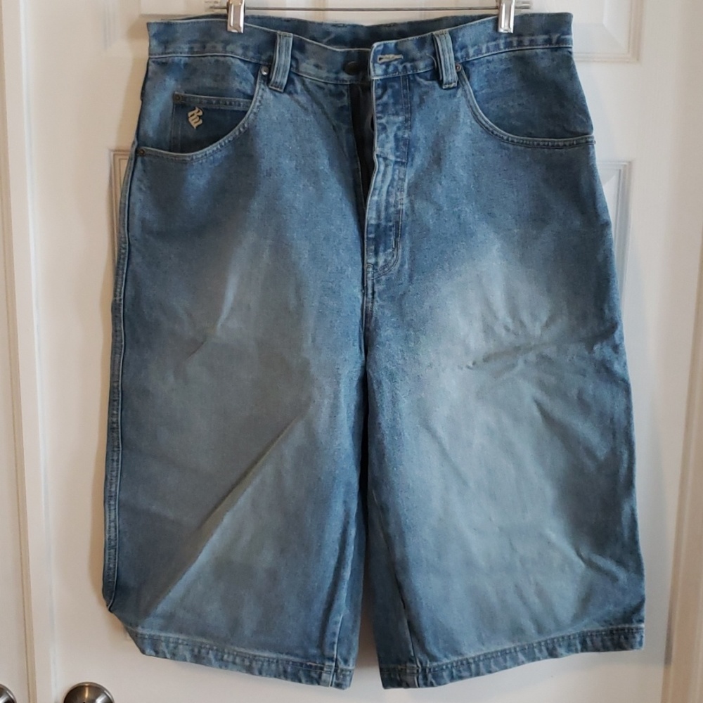 🃏🃏 Men's Rocawear Jean Shorts sz 36